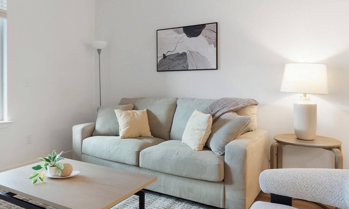 Firestone Apartment | Landing | Amazing 2BD, Gym, Clubhouse