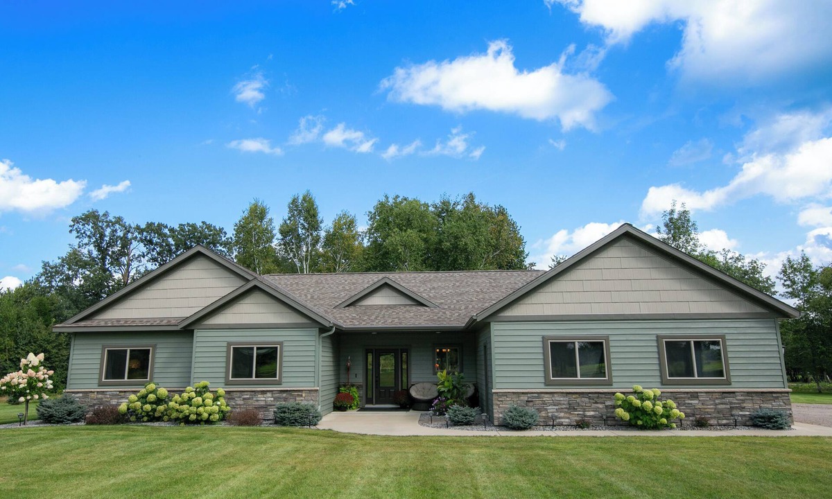 Albany House | Legacy Oaks at Boulder Creek Lodge - Luxury & Comfort - Home on 30 private acres