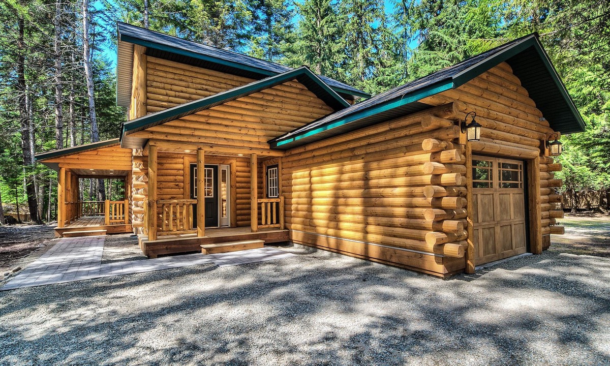 Enumclaw Cabin | LOG HOME near Crystal for skiing and Mt Rainier Nat'l Park - Note; FOR SALE
