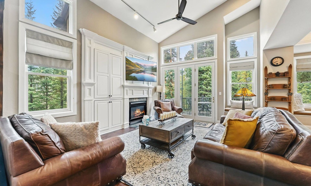 Peak 8 House | Luxe 4BDR on Peak8 Near Slopes w/Private Hot Tub