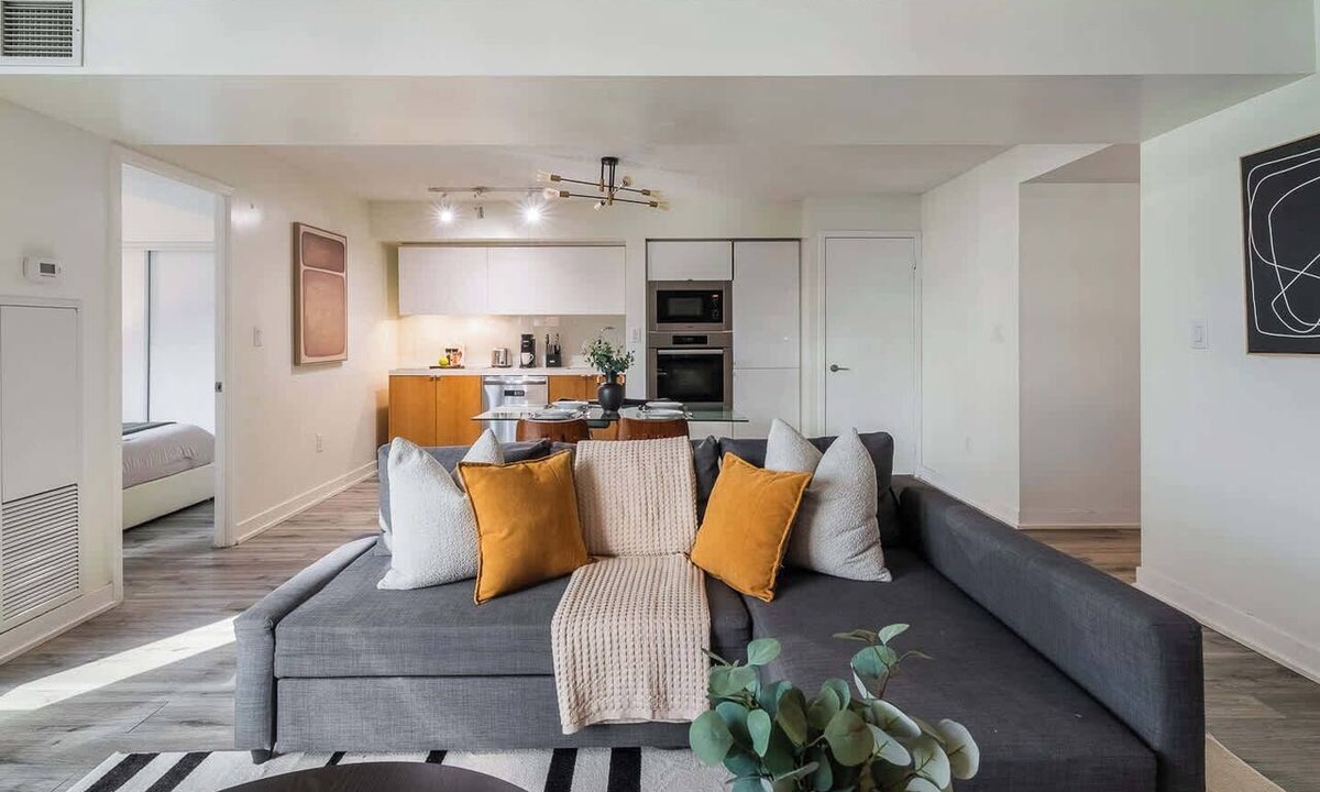 CityPlace Apartment | Luxury Waterfront Escape Stylish 3BR Condo