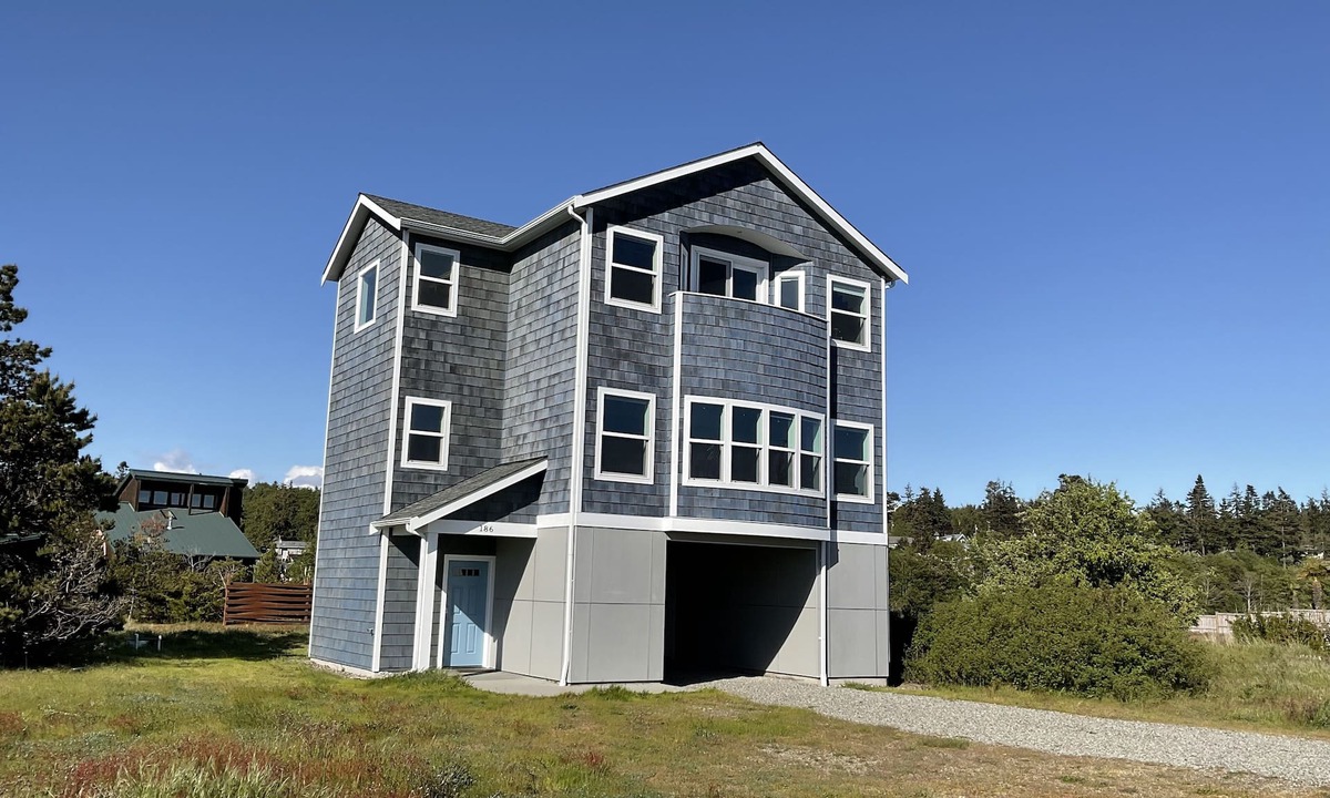 Coupeville House | Modern Home with Panoramic Views, Community Beach/Pool & Mid Island Location!