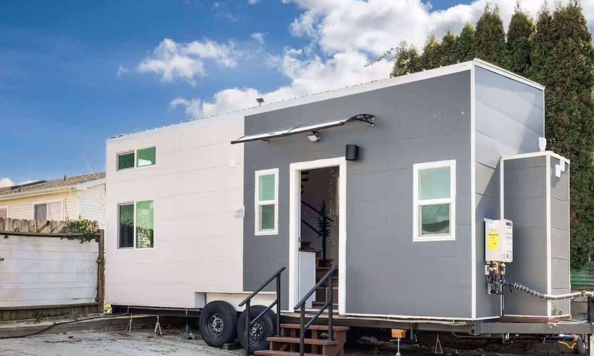 North Beacon Hill House | Modern Tiny Home Near DT & Transit