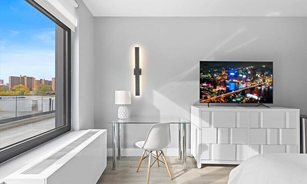 Port Morris Hotel | Mott Haven Studio Q BR | Linens/Towels | near NYC