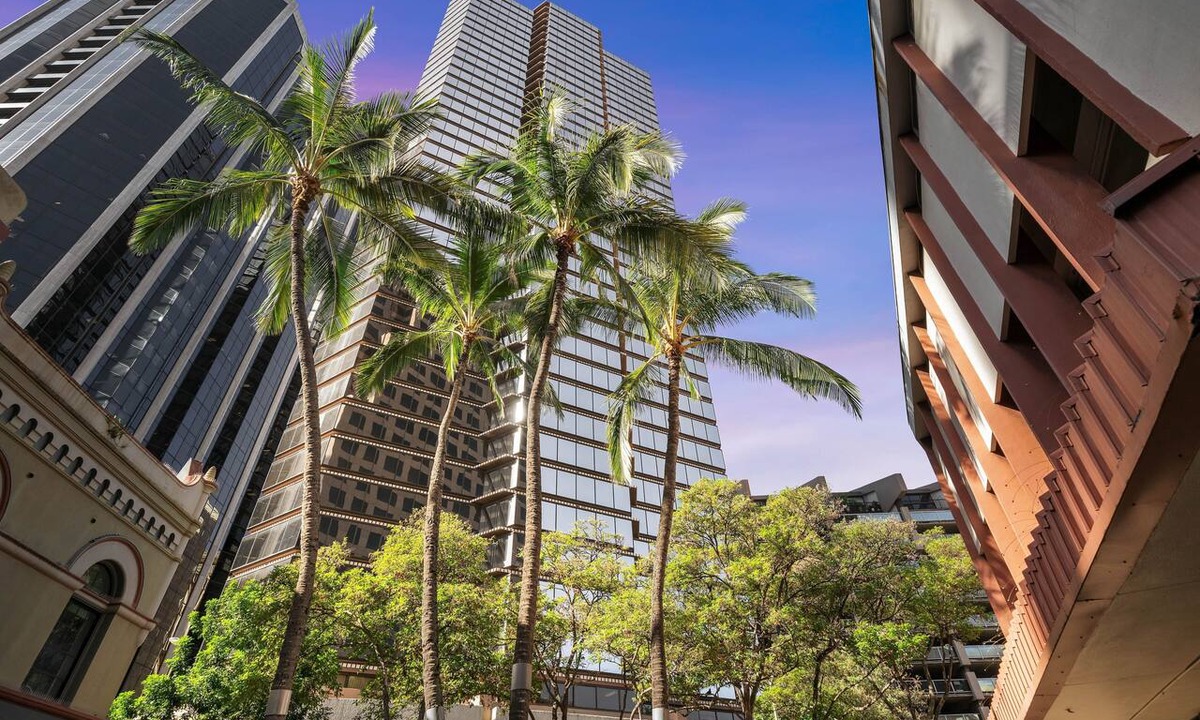 Downtown Honolulu Condo | NEW! Chic DT Honolulu Executive Condo