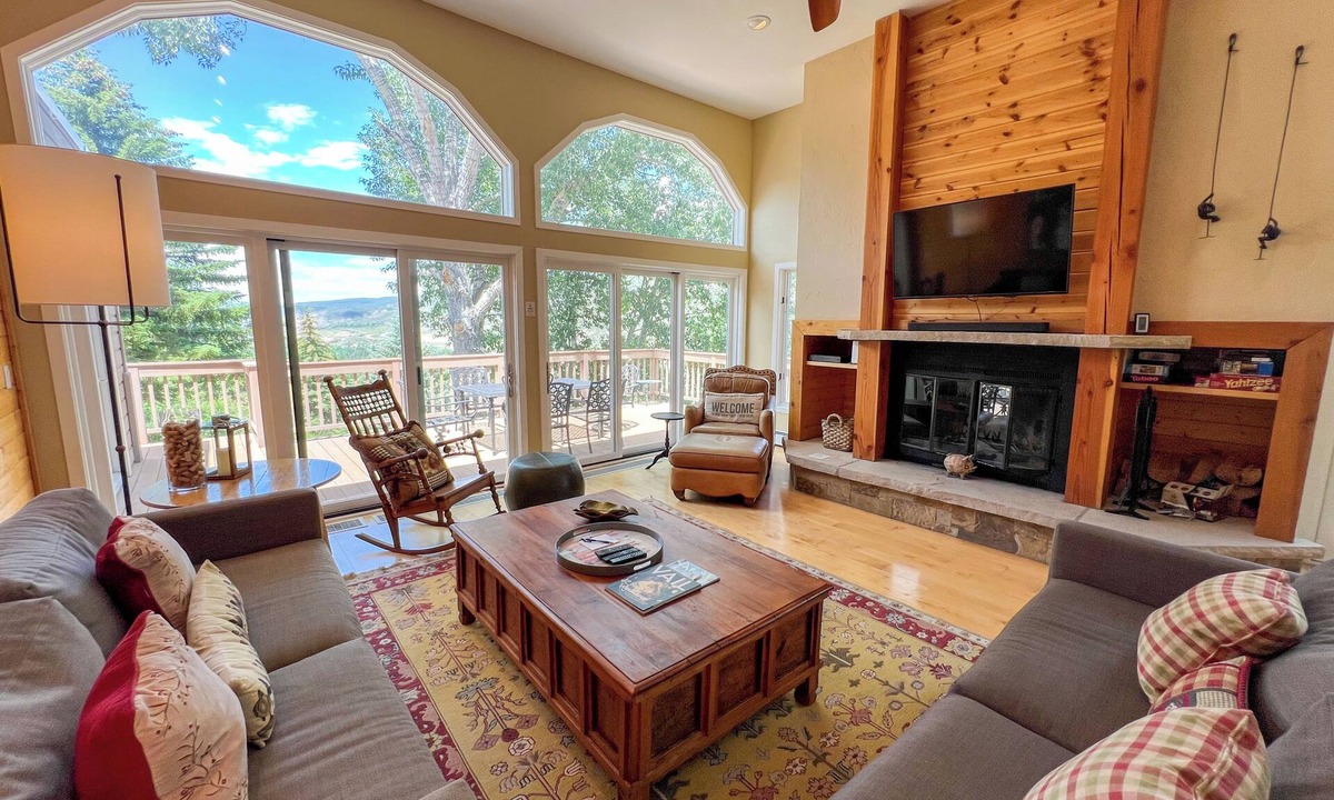 Eagle-Vail House | New Listing! Eagle Vail Escape | Stunning Views & Deck | BBQ Grill