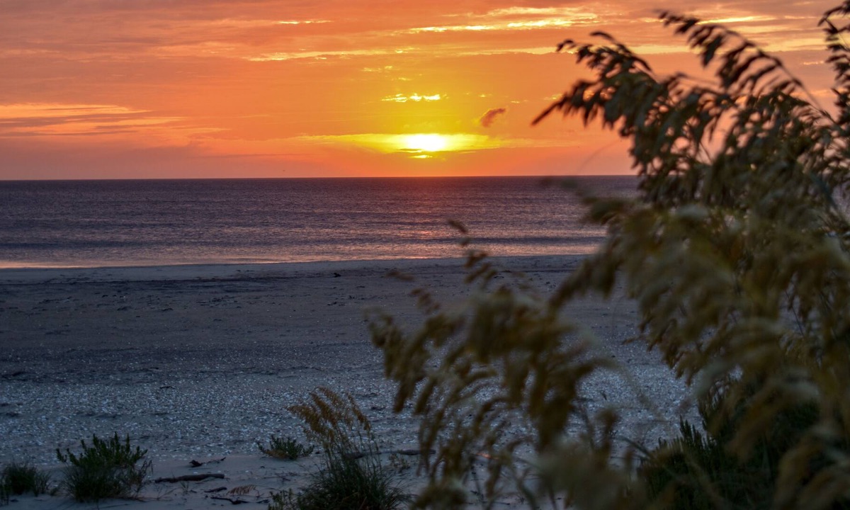 Historic Downtown Manteo House | Outer Banks Island Retreat!