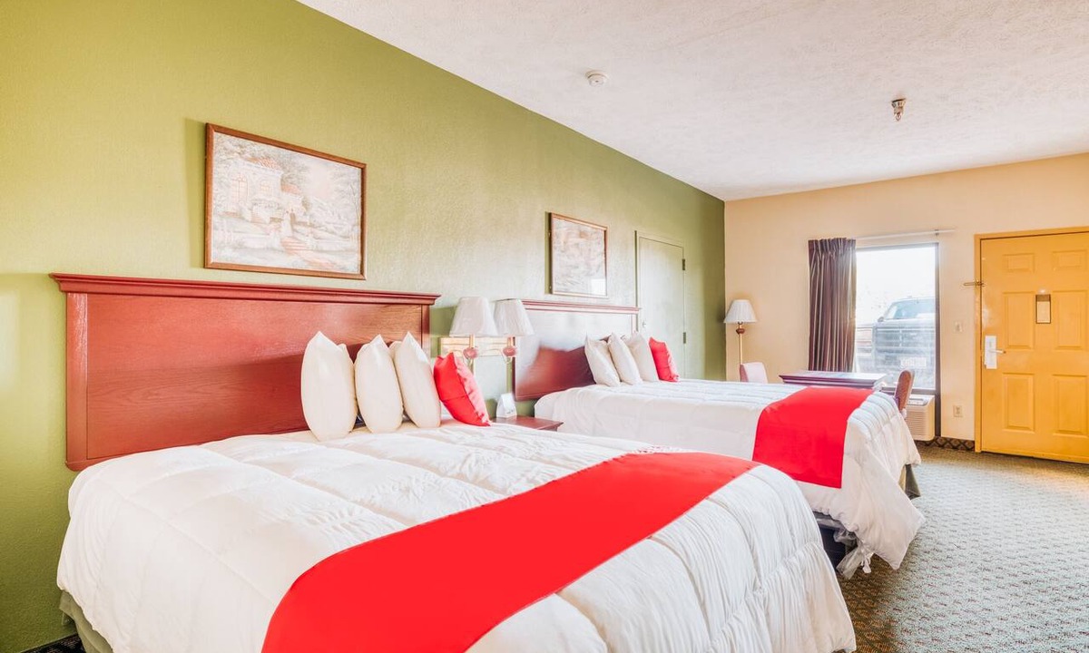 Grenada Hotel | OYO Hotel Grenada West
