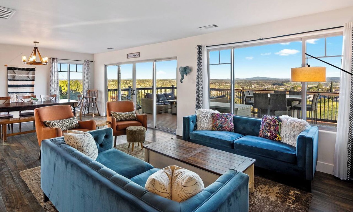 Paso Robles House | Panoramic Views + Game Room | Secluded Hillside | Highland Park Panorama