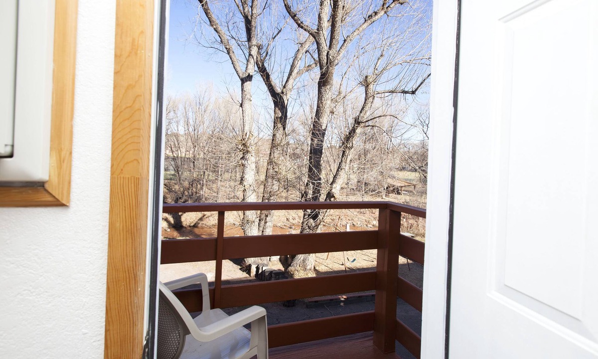 Manitou Springs Hotel | Park Row Lodge