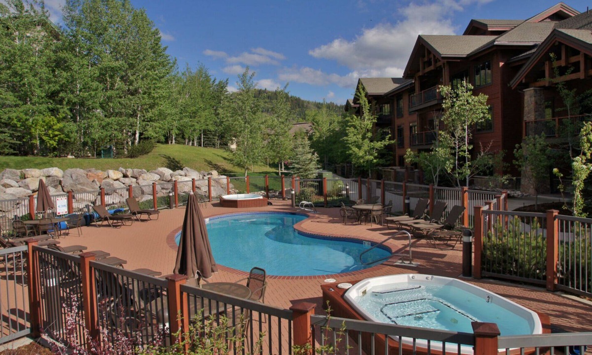 Steamboat Springs Condo | Penthouse Level + A/C! - Covered Deck, Outdoor Pool, Hot Tubs, Grill Area