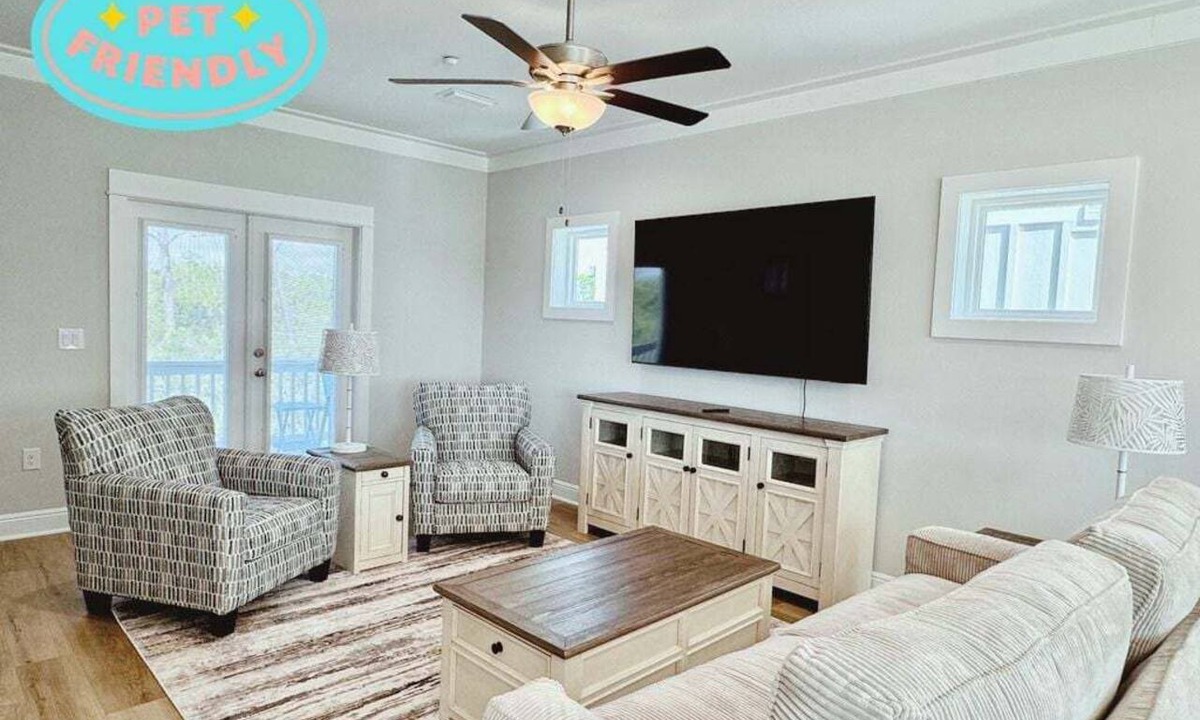 Orange Beach Cottage | Pet Friendly.Turtle's Nest at Summer Salt Sleeps 9
