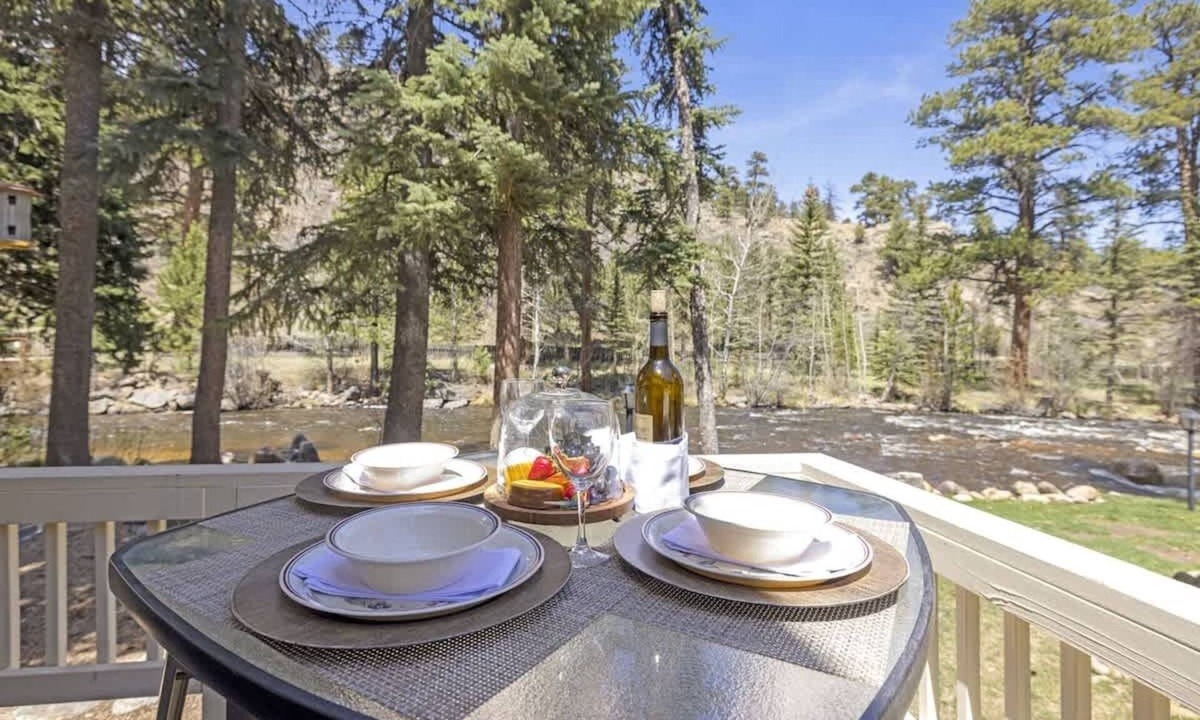Estes Park House | Pinehenge on the Big Thompson River near RMNP!