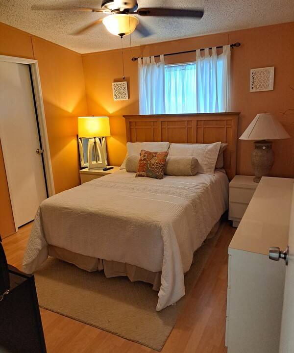 Boynton Beach Resort | Private room ∙ 1 guest