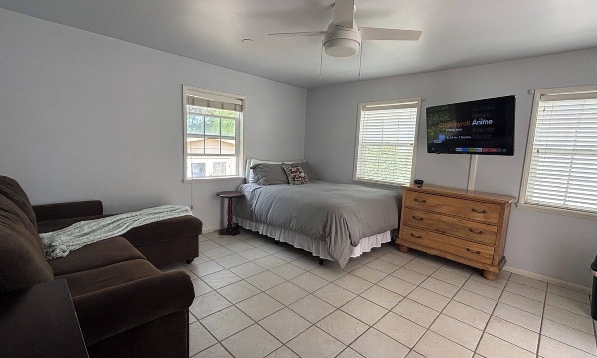Torrance Apartment | Private studio in Redondo Beach - steps from the beach
