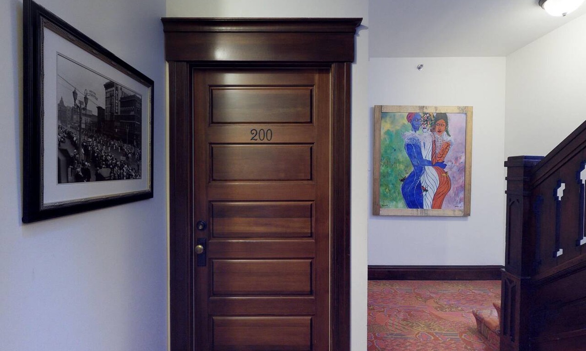 New Tacoma Condo | PROMO 15% WEEKLY/45% MONTHLY DISCOUNT Tacoma's Theater Dist. High-End Condos.