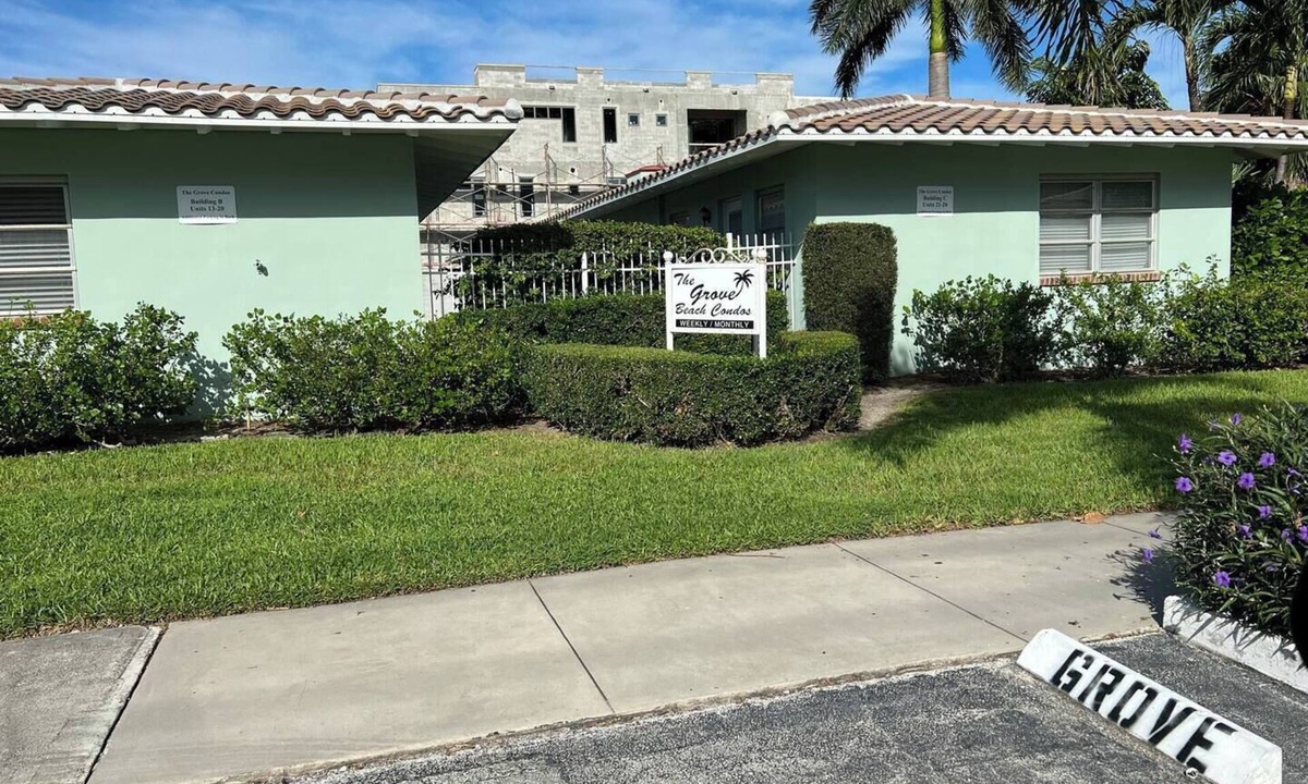 Delray Beach Condo | Quiet Luxury 3 Min Walk to Beach & Atlantic Ave Heated Pool Delray Beach'