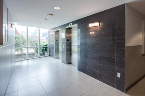 Fletchers Creek South Hotel | Residence & Conference Centre - Brampton