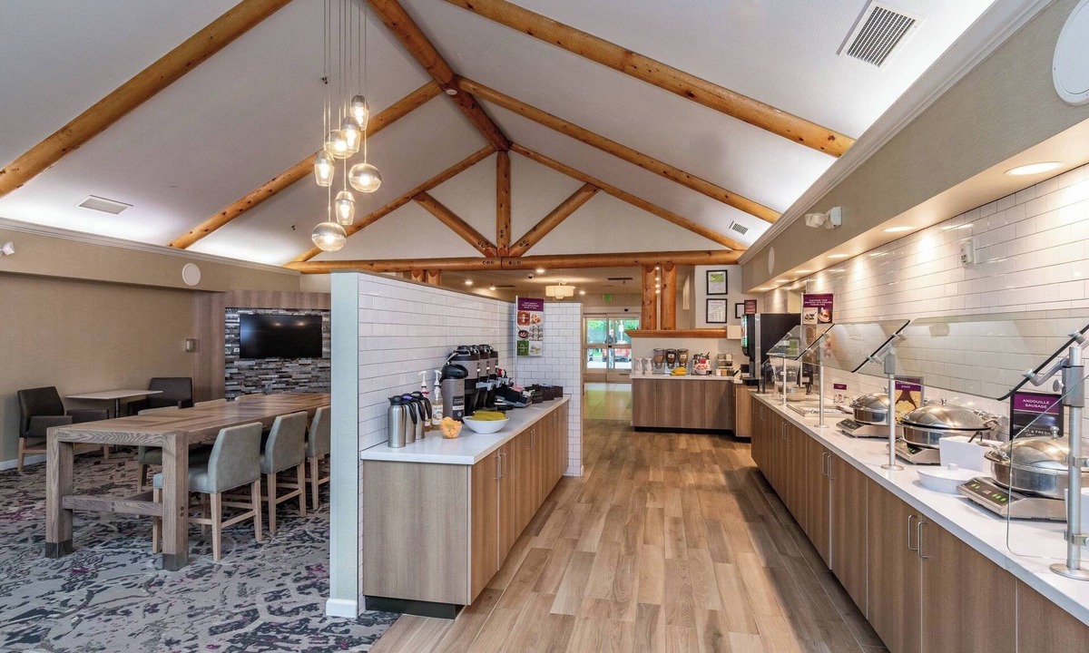 Rogers Park Hotel | Residence Inn by Marriott Anchorage Midtown