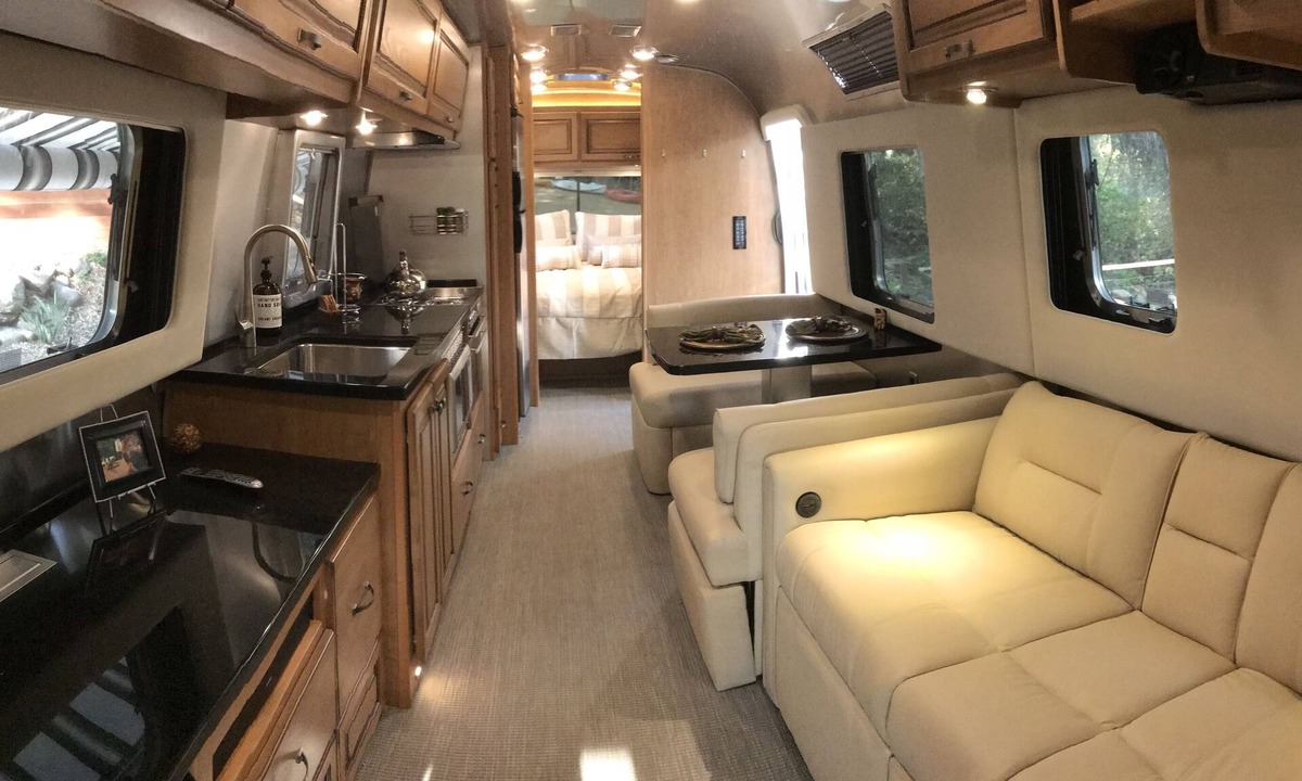 Three Rivers Cabin | RIVERFRONT Lush&Lux AIRSTREAM Cabin Stunning Views