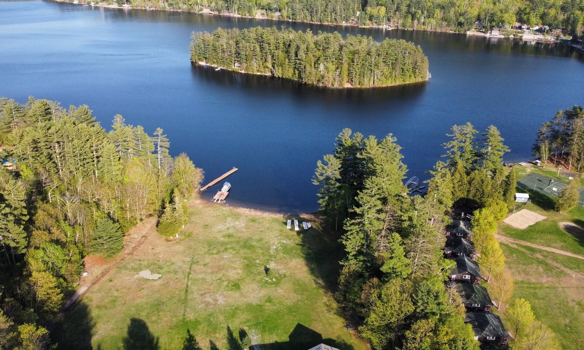 Pottersville House | Schroon Lake Hot Tub Escape 7 bedroom Sleeps 22+