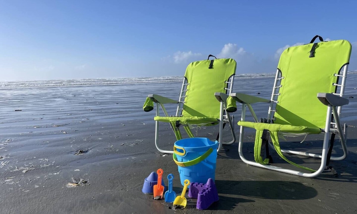 Moclips Apartment | Sculpin Studio - Steps to Beach - Ocean View, Dog Friendly!