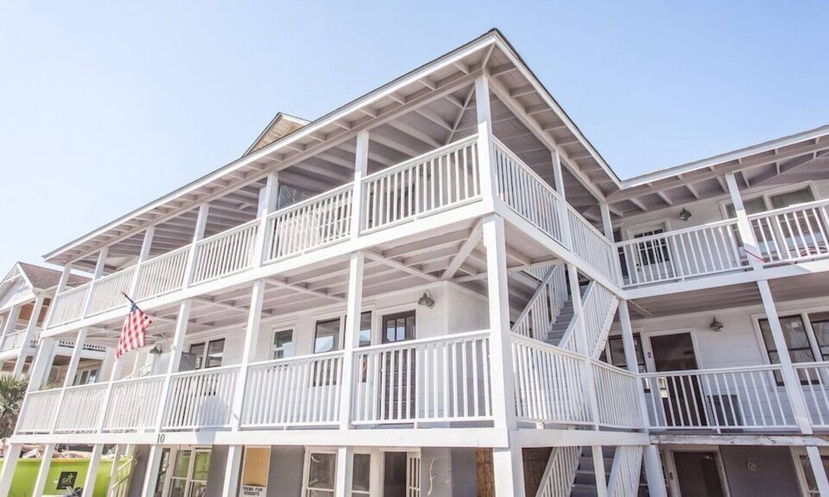 Wrightsville Beach Condo | Seaside Paradise - Second floor condo just steps from the beach!