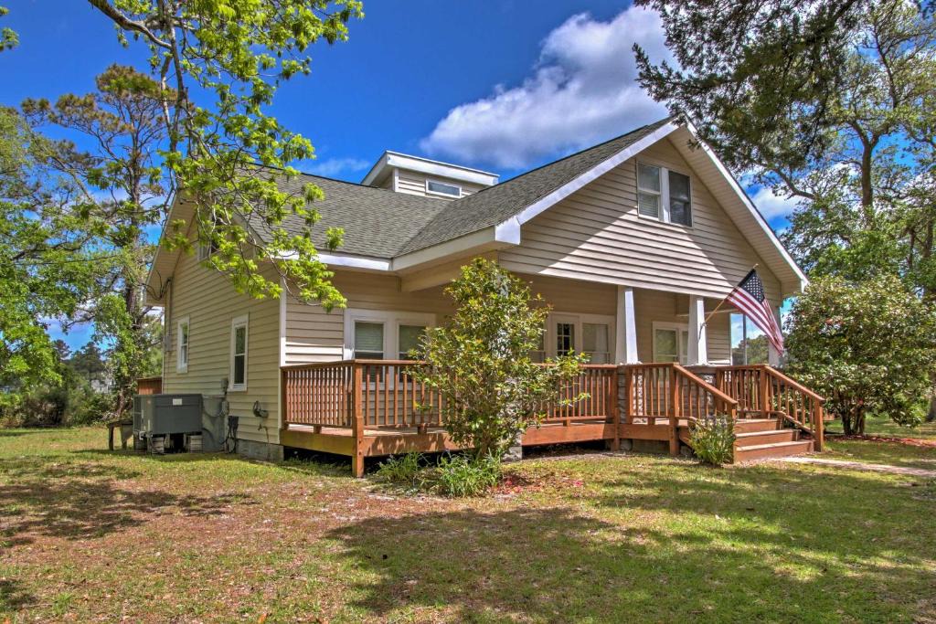 Atlantic House | Secluded & Quiet Coastal Home: 1 Mile to Boat Ramp