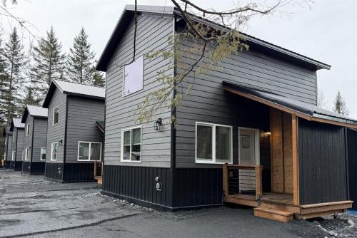 Seward Ski Chalet | Seward Mountain View Cabins #9
