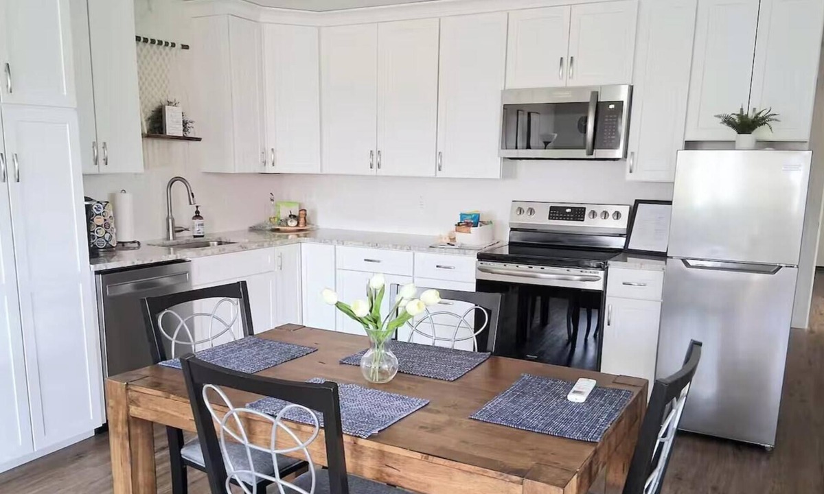 Gordonville Apartment | Silver Maple Guest House