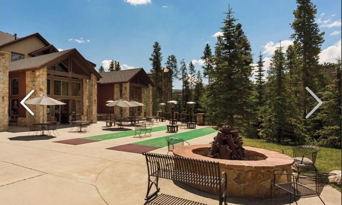 Peak 9 Ski Chalet | SKI in SKI OUT 2 Bedroom(sleeps 8)