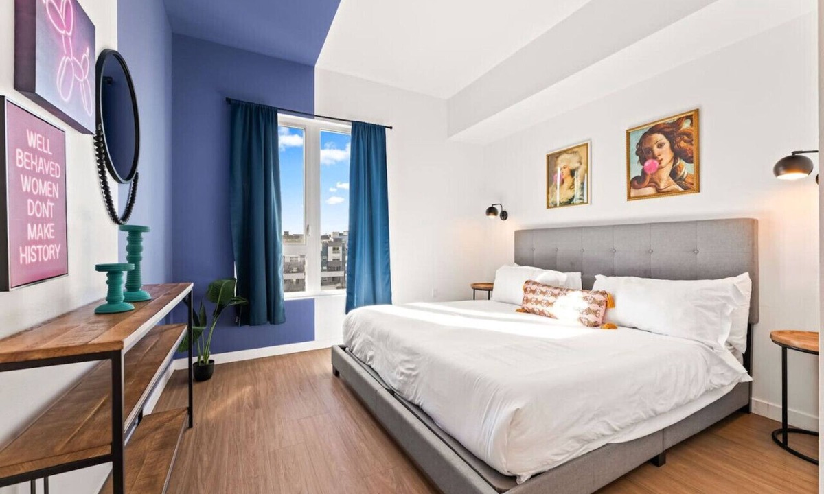Little Tokyo Apartment | Spacious 1-BD with Stunning City Views in DTLA