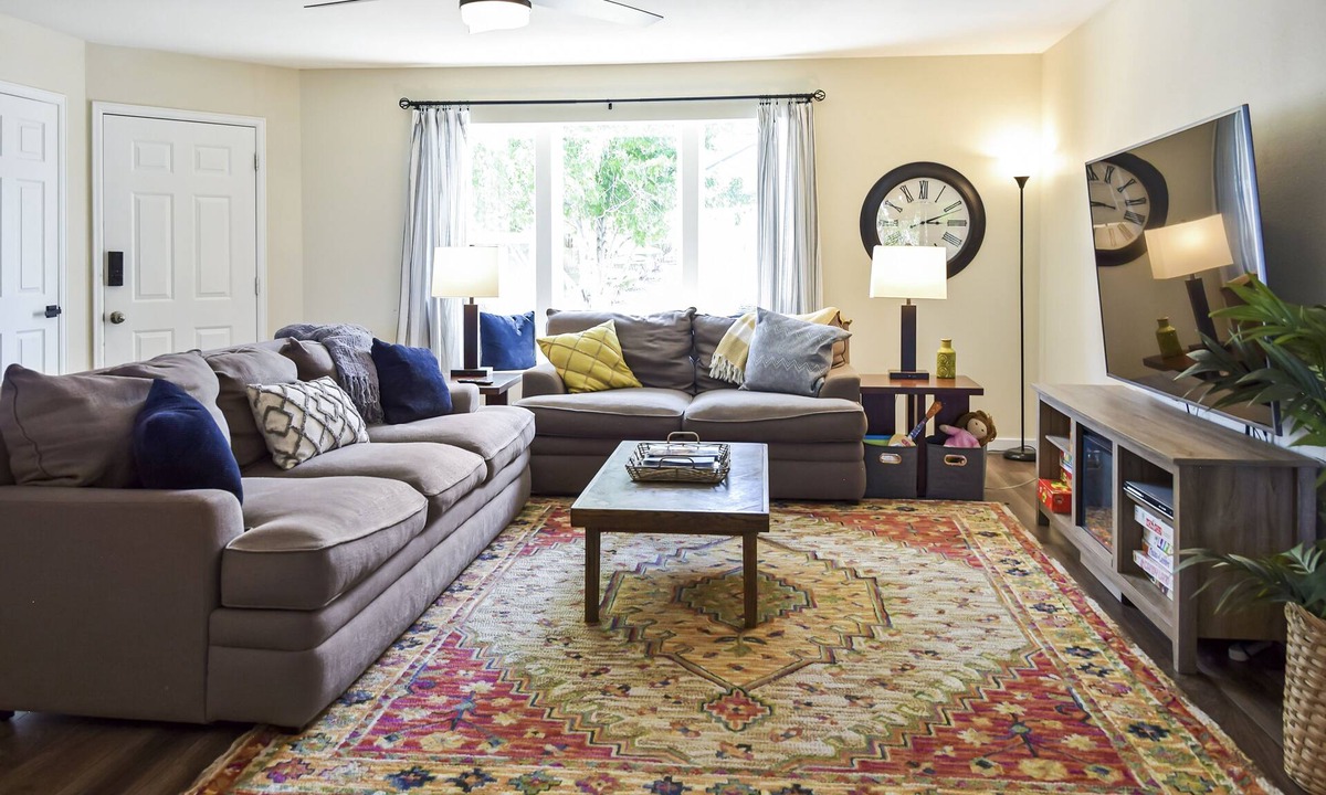 Cheyenne Meadows House | Spacious 4 Bed, Central AC, Fire Pit, Grill, Games