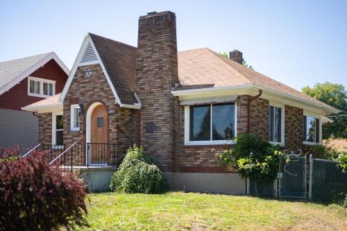 Northtown House | Spacious & Central 4 bed -Nearby Dining, Brewery, Shops, Park