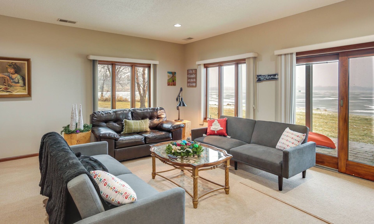 Howard Lake House | Spacious Lakefront Home w/Spectacular Views!