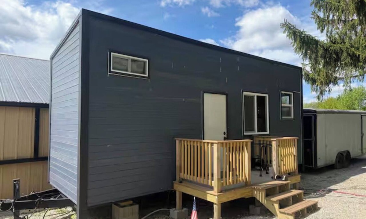 Salem Lakes House | Spacious tiny house on horse farm