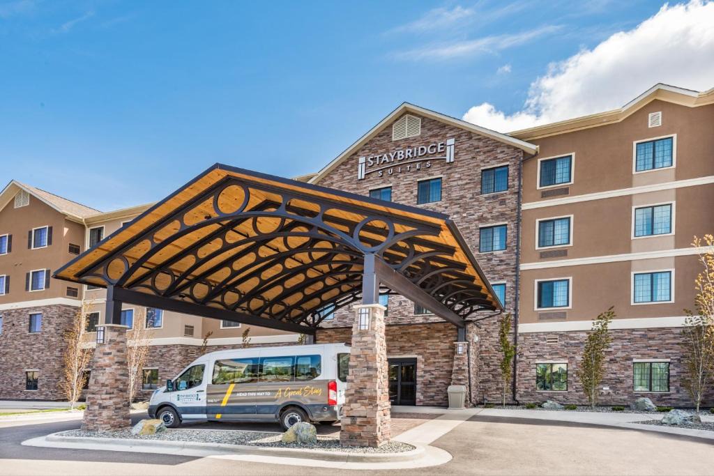 Midtown Anchorage Hotel | Staybridge Suites Anchorage by IHG