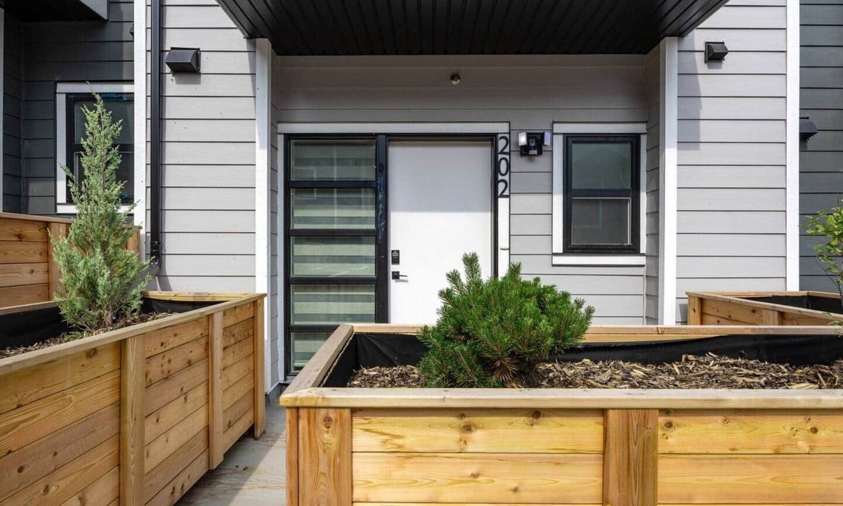 Crescent Heights House | Steps to Downtown-Crescent Heights
