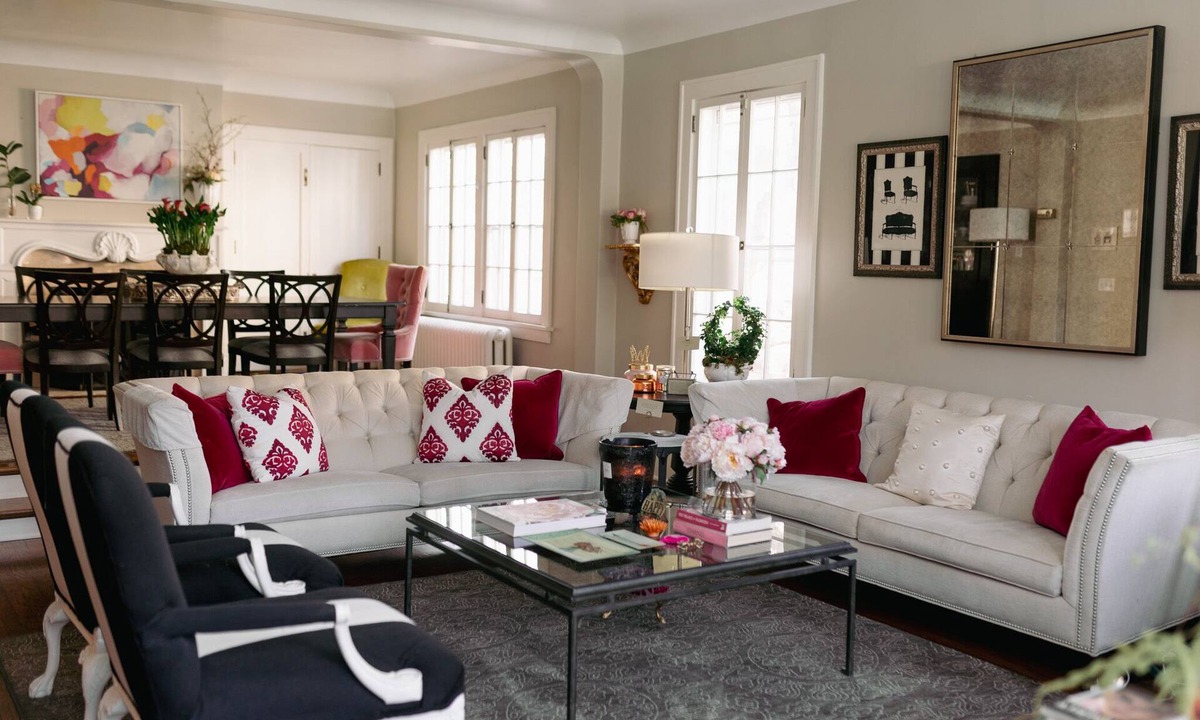 Macalester - Groveland House | Summit Avenue Luxe Retreat