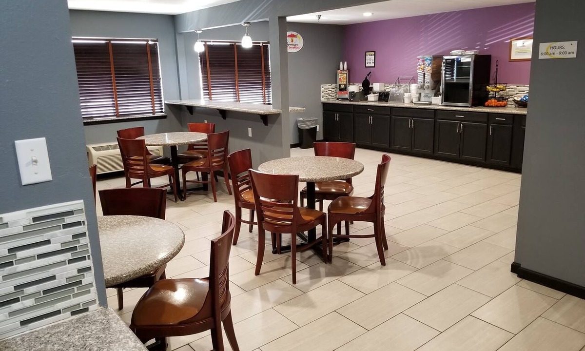 Fort Collins Hotel | Super 8 by Wyndham Fort Collins