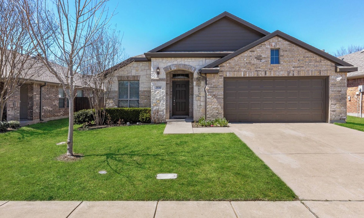 Northlake House | TCH - Spacious 5bd/3ba home in Northlake w/Office