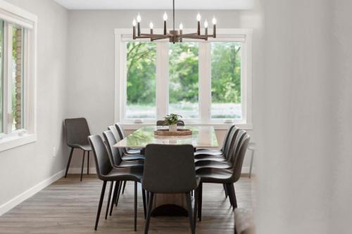 Sauk Rapids House | The Cottage at Enchanted Pines