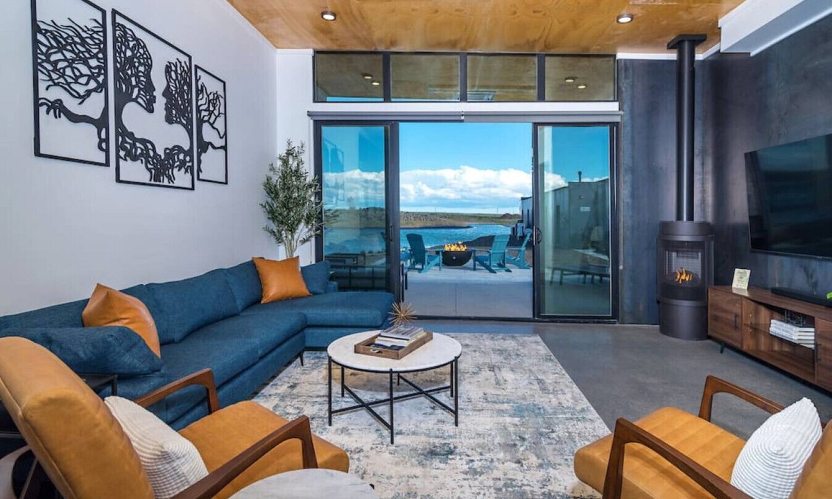 Quincy House | The Lazy Vine Lakehouse at the Gorge