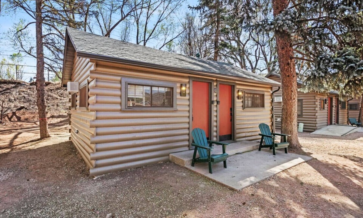 Colorado Springs Cabin | Timber Lodge Cabin #12