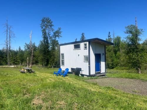 Venersborg House | Tiny House Farm Stay Pets Welcome
