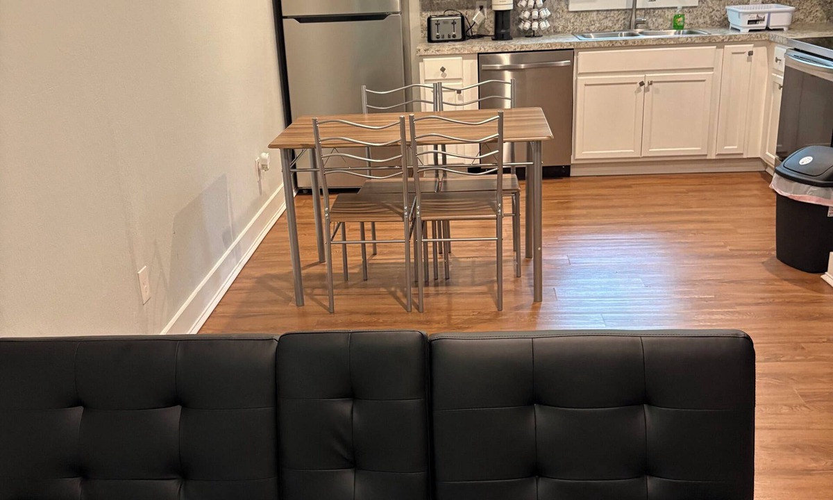 Alvin Apartment | Tranquil 1-bedroom apartment with AC in cozy Alvin