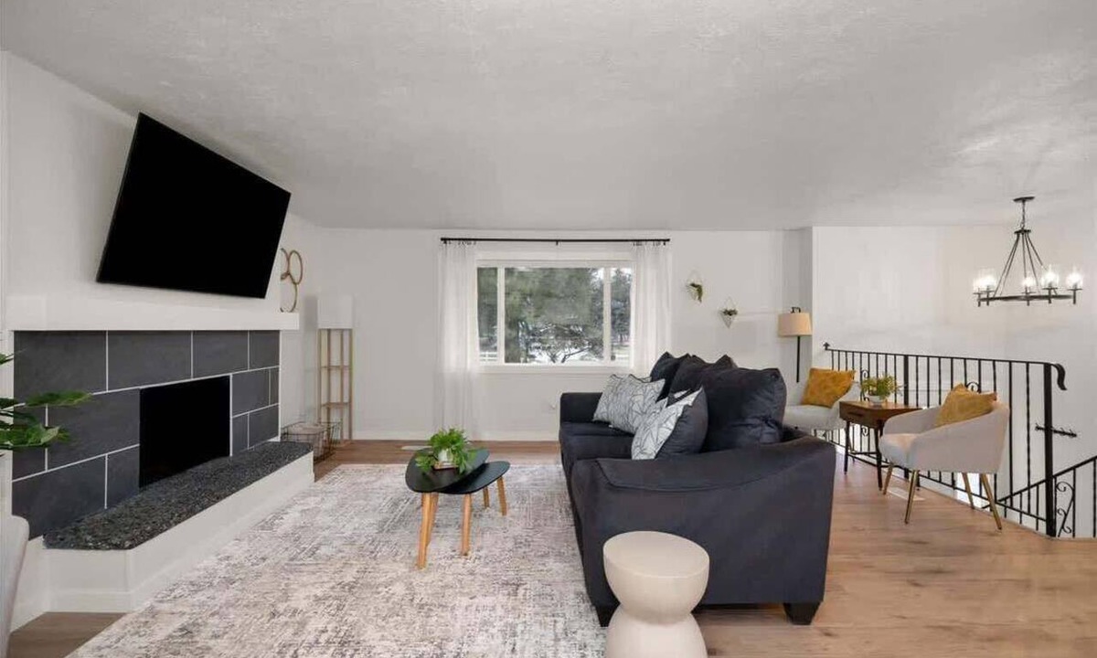 Veradale House | Tranquil Valley Home I Refreshed & Revitalized