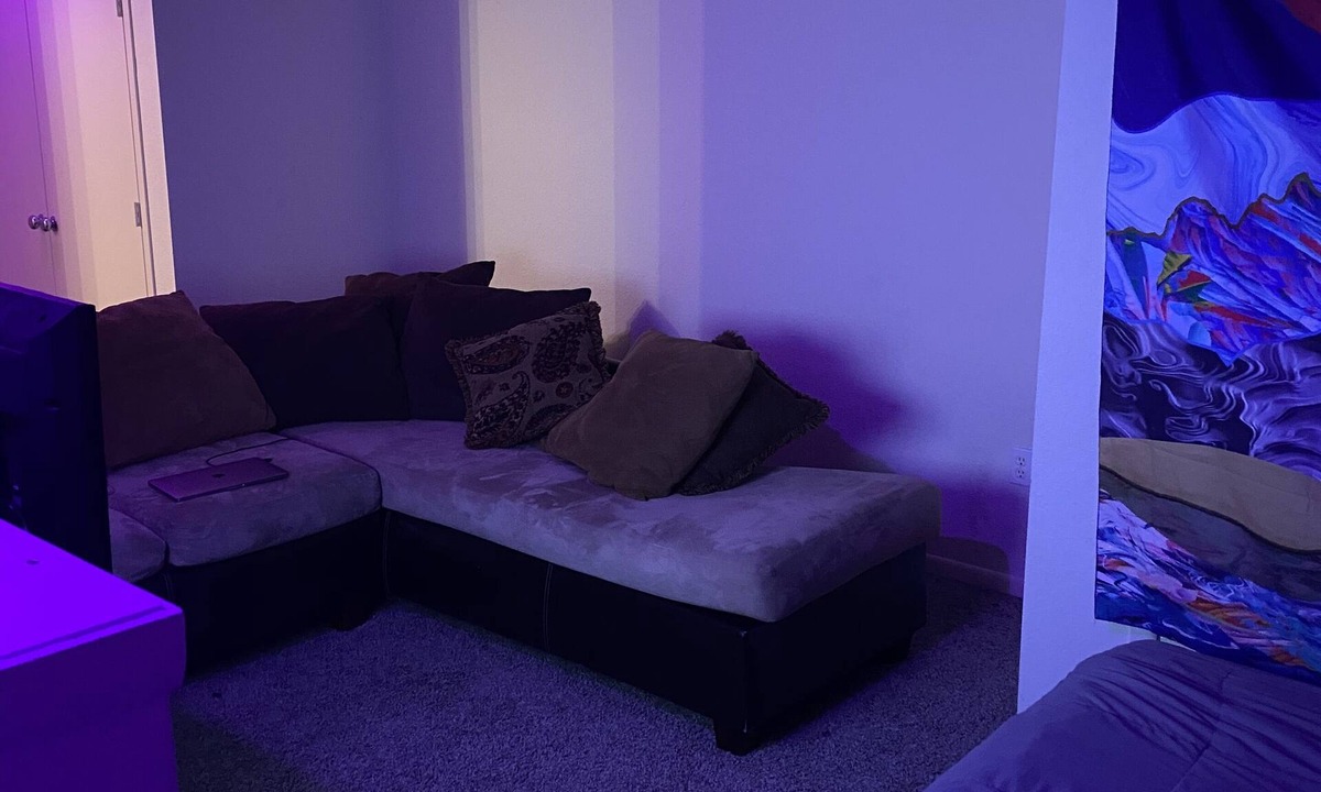 Uptown House | Uptown Square Modern Loft