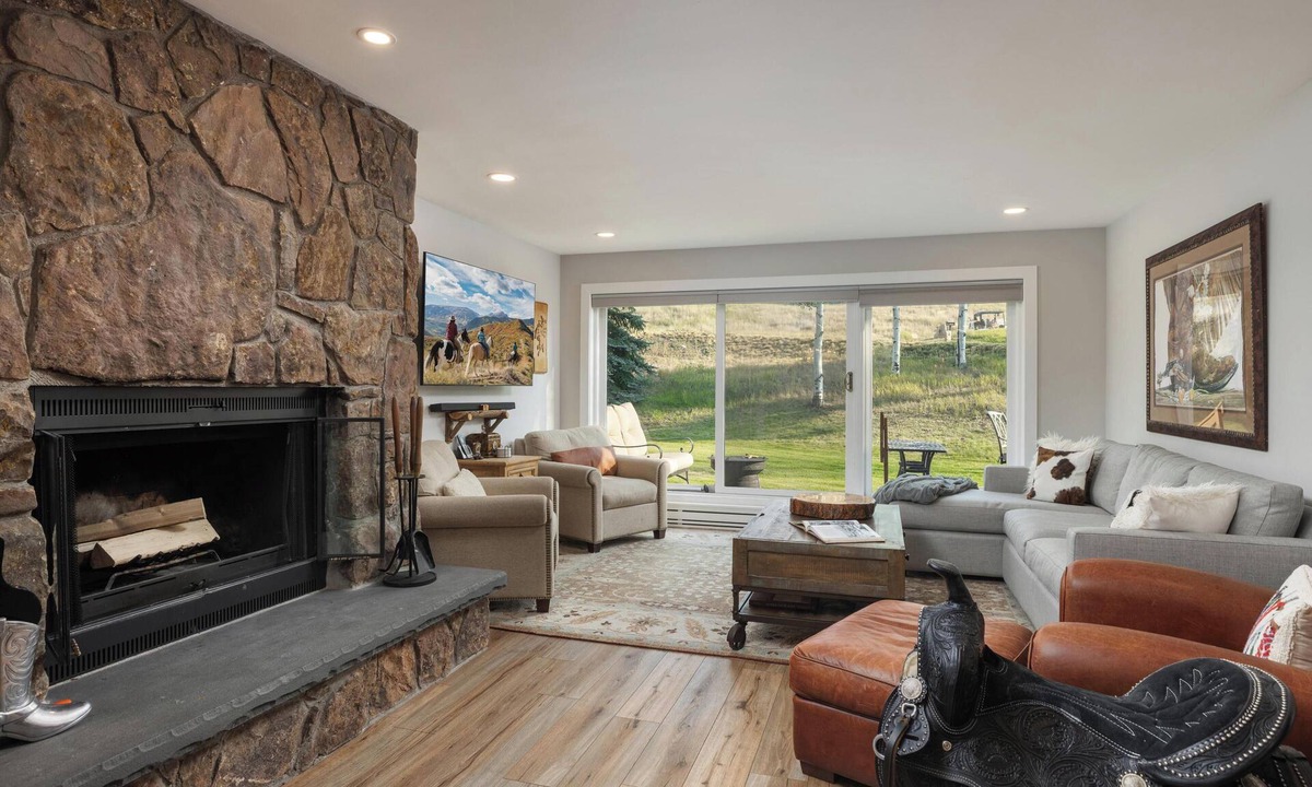 Snowmass Village Condo | Villas at Snowmass Club - 1104 ~ Snowmass Club Access ~