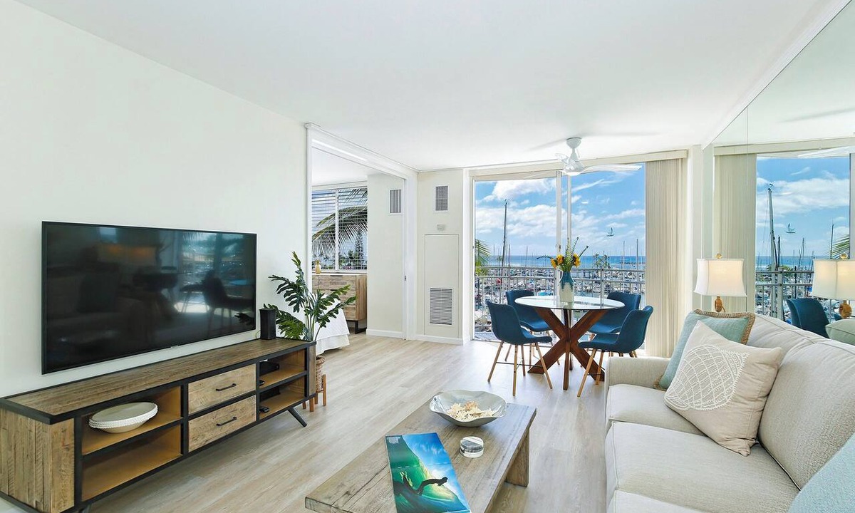 Waikiki Condo | Waikiki Marina & Ocean Views! Easy Walk to Beach! Washlet, Kitchen, AC, Wi-Fi